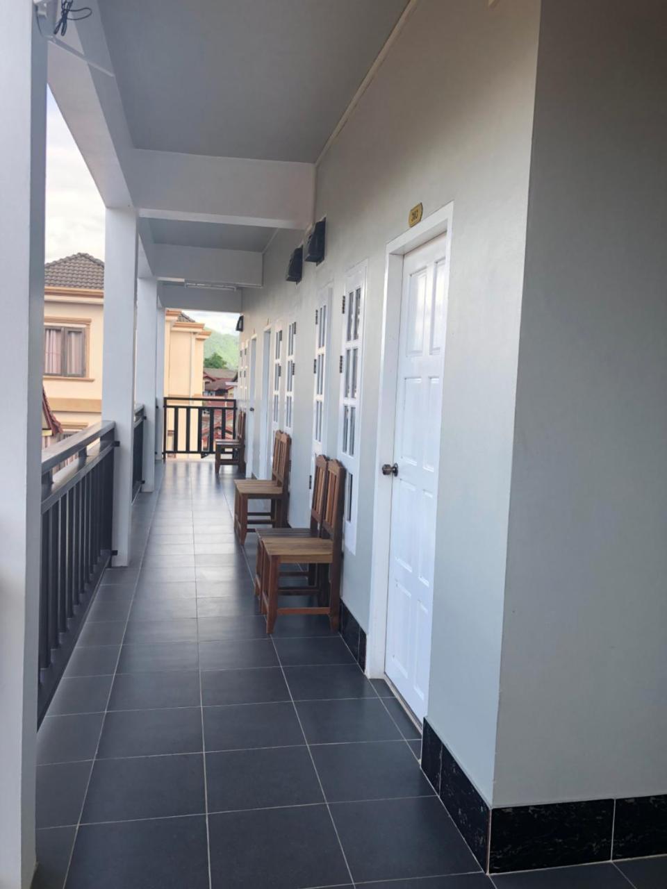 Jasmine Vangvieng Hotel Vang Vieng Exterior photo